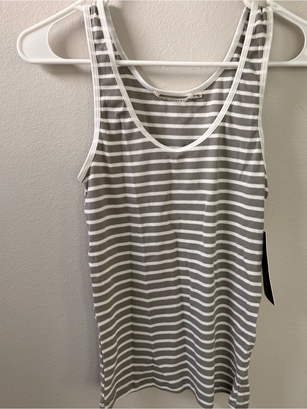 Striped Gray and White Women's Sleeveless Tank Top Size M - New